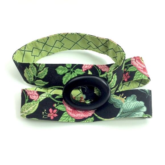 Vera Bradley Reversible Black Floral Belt - Picture 1 of 2